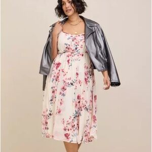 Torrid Midi Chiffon Pleated Dress Size 2x Flowy Sleeveless Floral Easter Casual